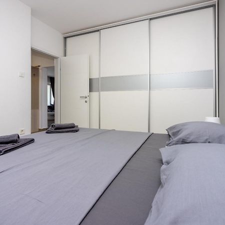 Apartments Luna Dramalj Extérieur photo