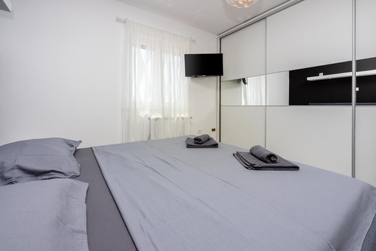 Apartments Luna Dramalj Extérieur photo