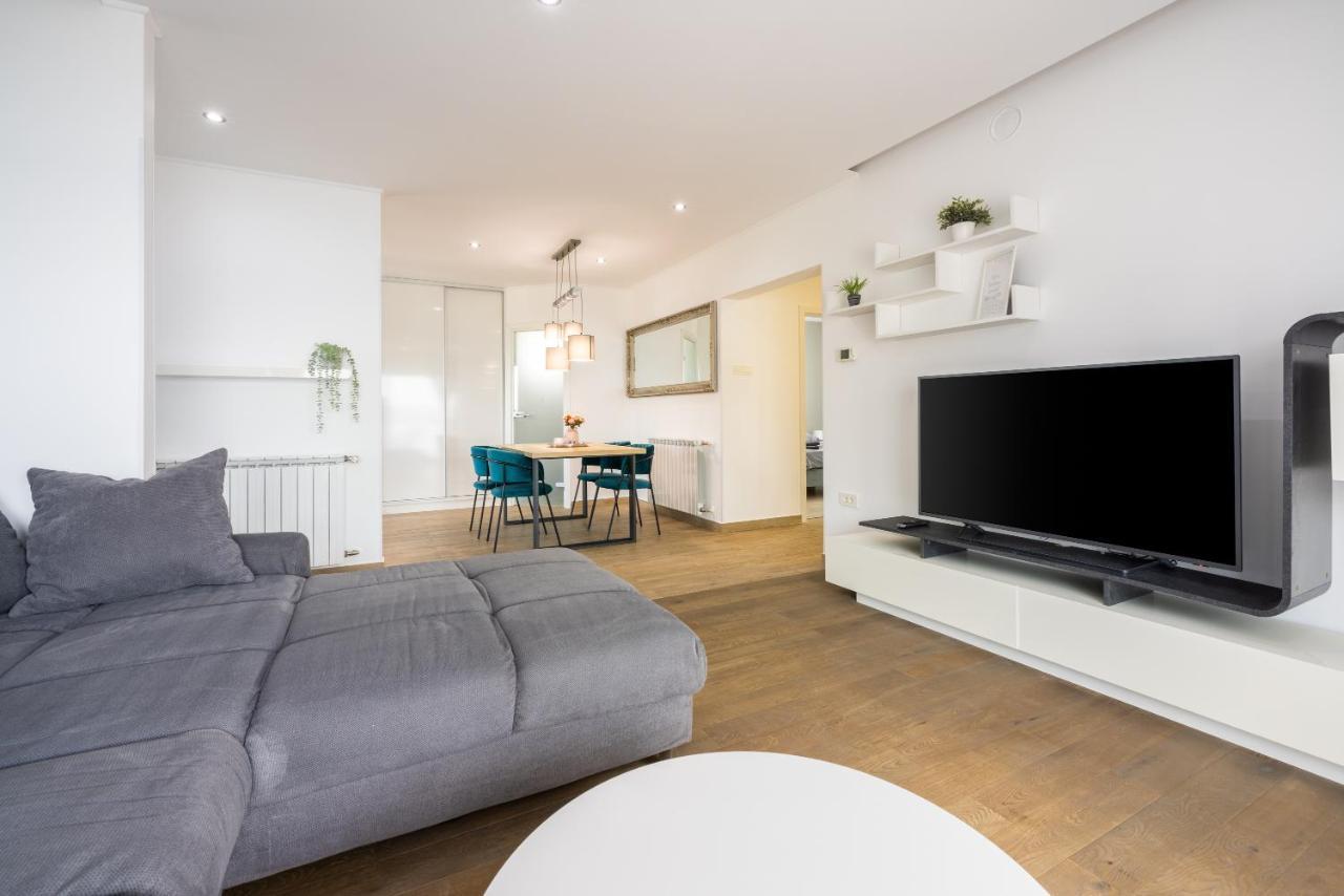 Apartments Luna Dramalj Extérieur photo