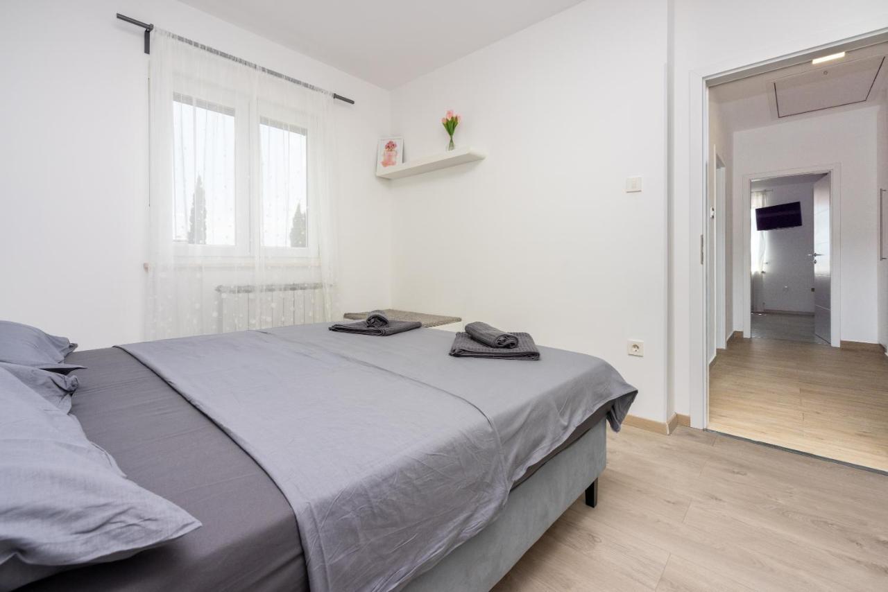 Apartments Luna Dramalj Extérieur photo