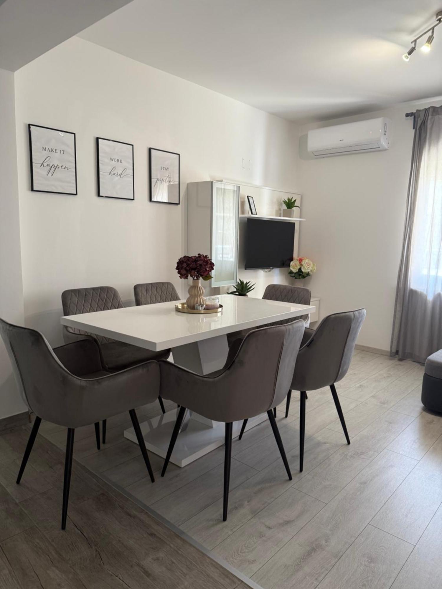 Apartments Luna Dramalj Extérieur photo